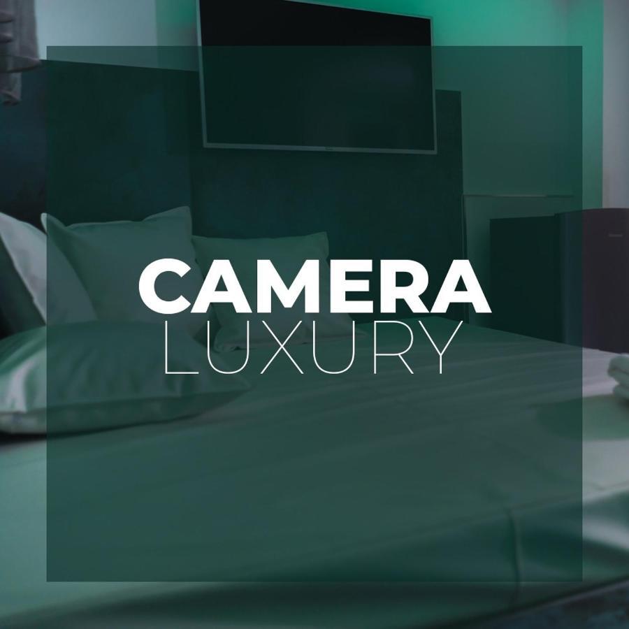Dl Luxury B&B เนเปิลส์ ภายนอก รูปภาพ